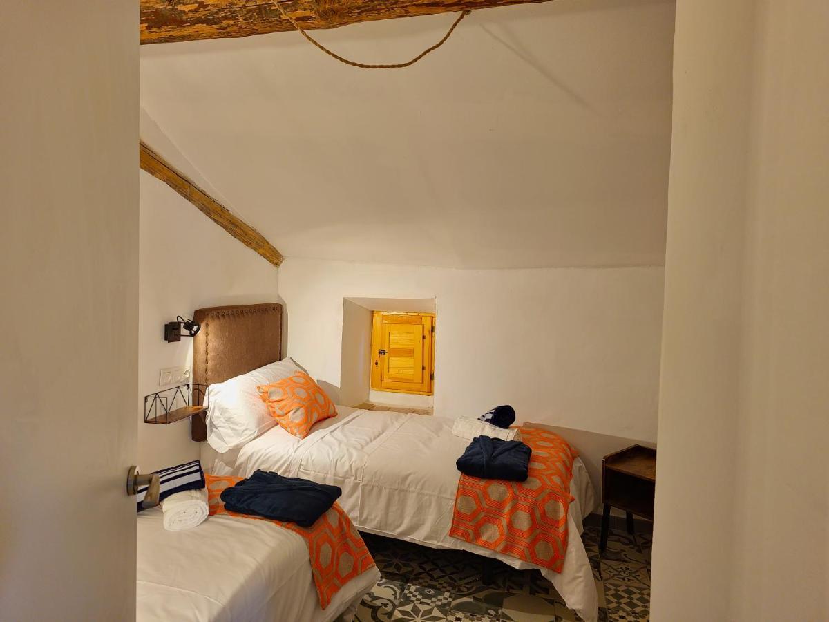 Apartamentos Rurales Tinguaton Aldeanueva de Barbarroya ภายนอก รูปภาพ