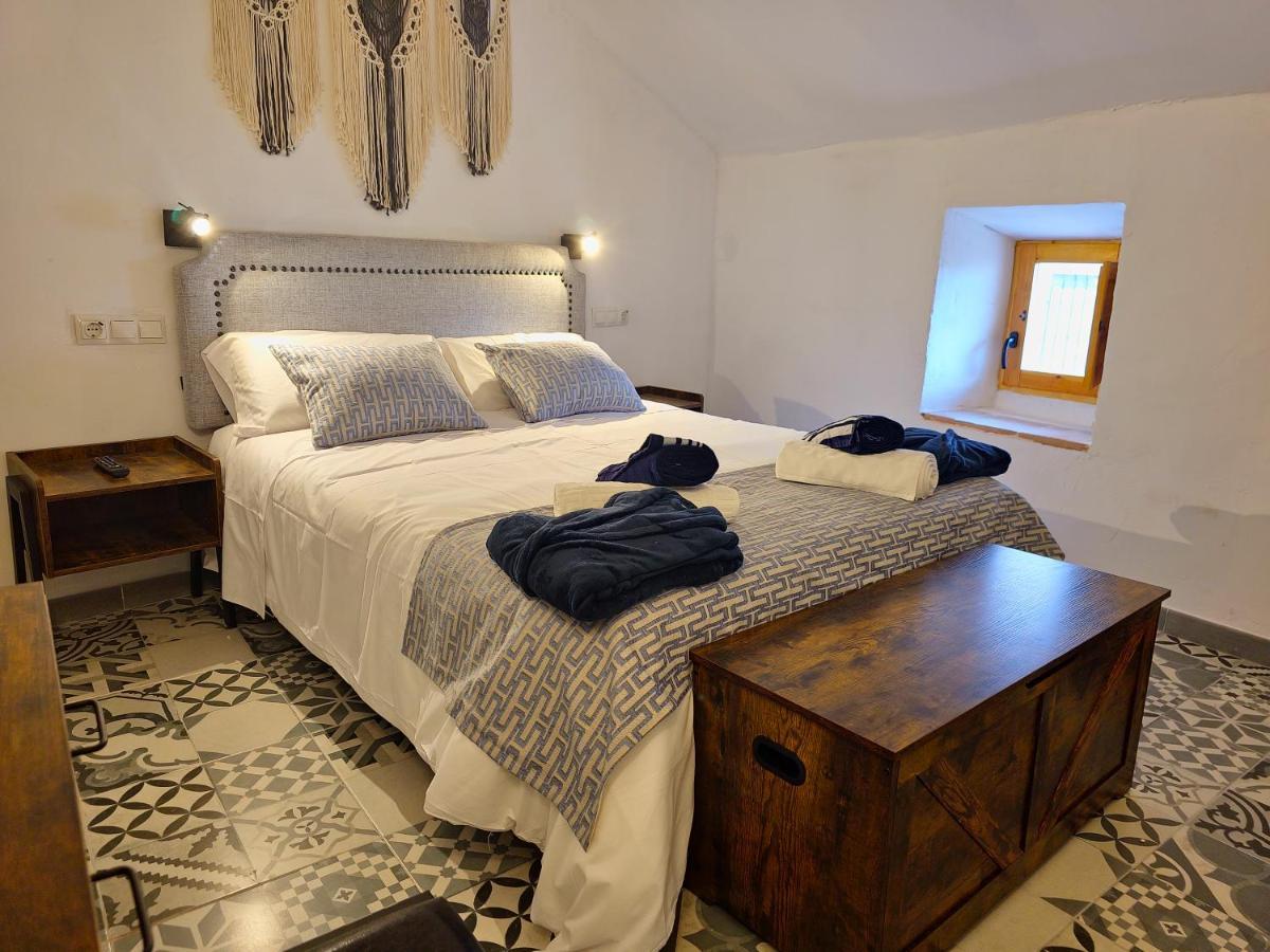 Apartamentos Rurales Tinguaton Aldeanueva de Barbarroya ภายนอก รูปภาพ